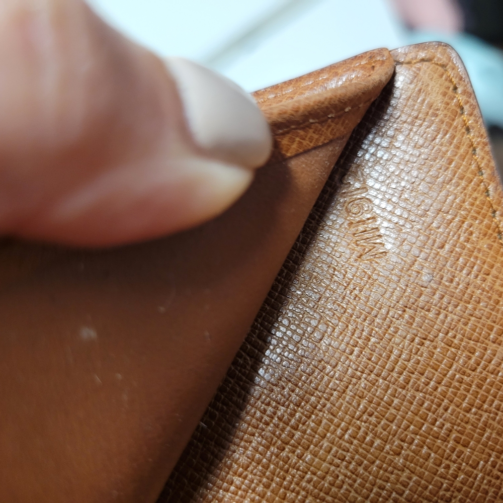 Louis Vuitton Brown Monogram Wallet - Picture 4 of 11